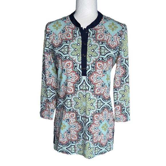J. McLaughlin Tops - J. McLaughlin Biscayne Medallion Paisley Print Henley Tunic Top - XS